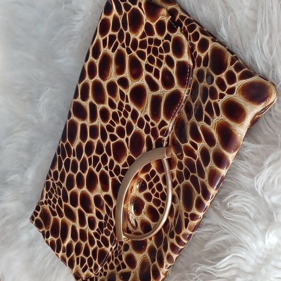 Hobo Medium Size Clutch - Picture 14 of 14